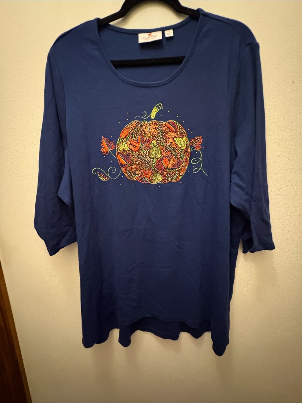 Women's Blue Pumpkin Graphic Tunic Top